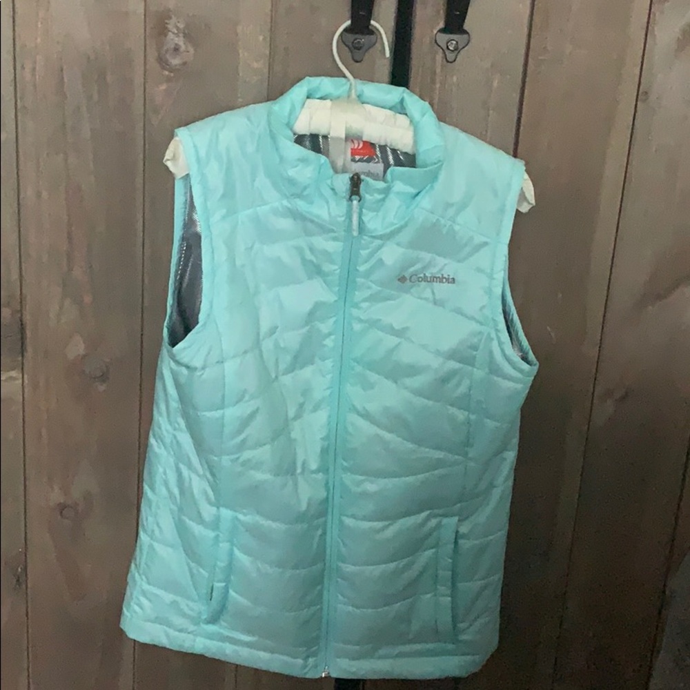 Columbia Sportswear Company Large Vest